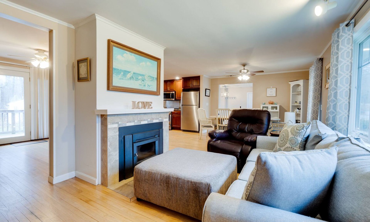 East Greenwich House | 1 Acre, Central Air, Firepit, Fenced Yard, Patio, Dishwasher, Washer/Dryer