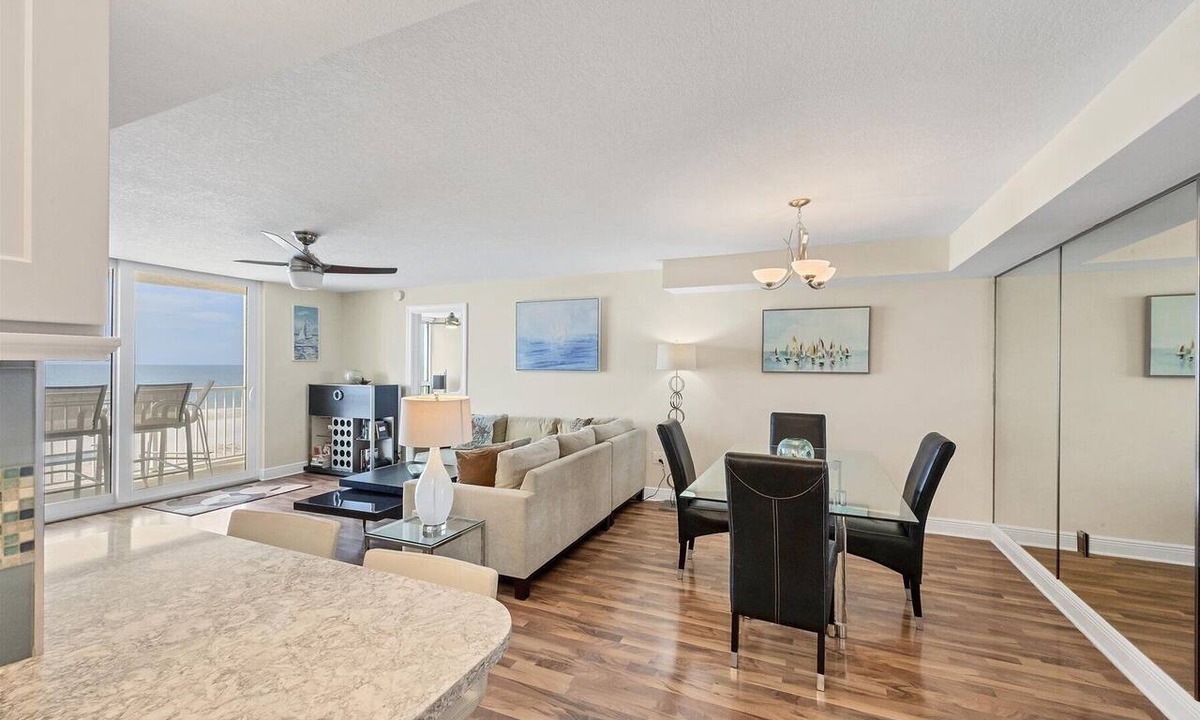 Longboat Key Condo | 2 Bed, 2 Bath, Direct Beachfront w/Gulf views