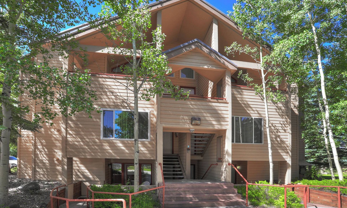 Summit Cove Condo | 2-bedroom condo near Keystone and Breckenridge ski resorts, and Lake Dillon