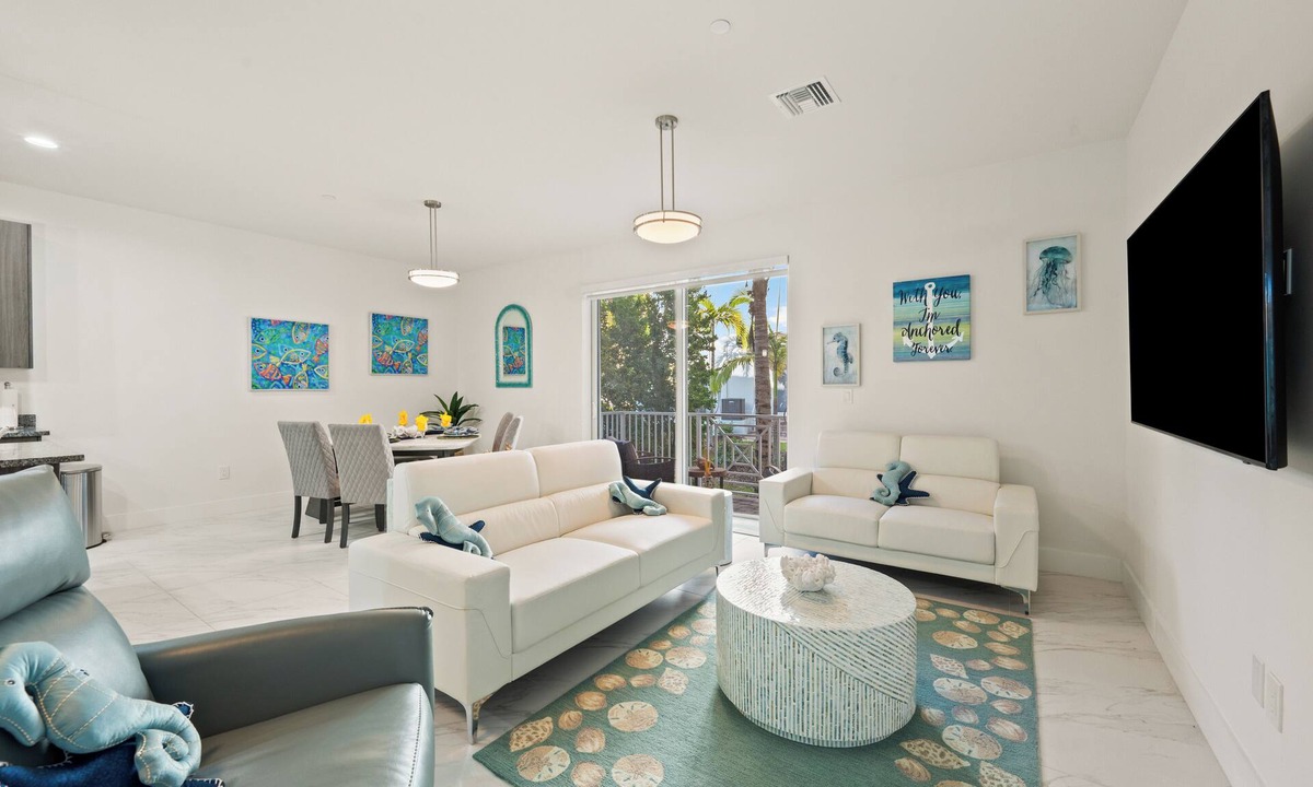 Cape Harbour Condo | 3-bedroom condo in charming Cape Coral Cape Harbour with WiFi, AC .