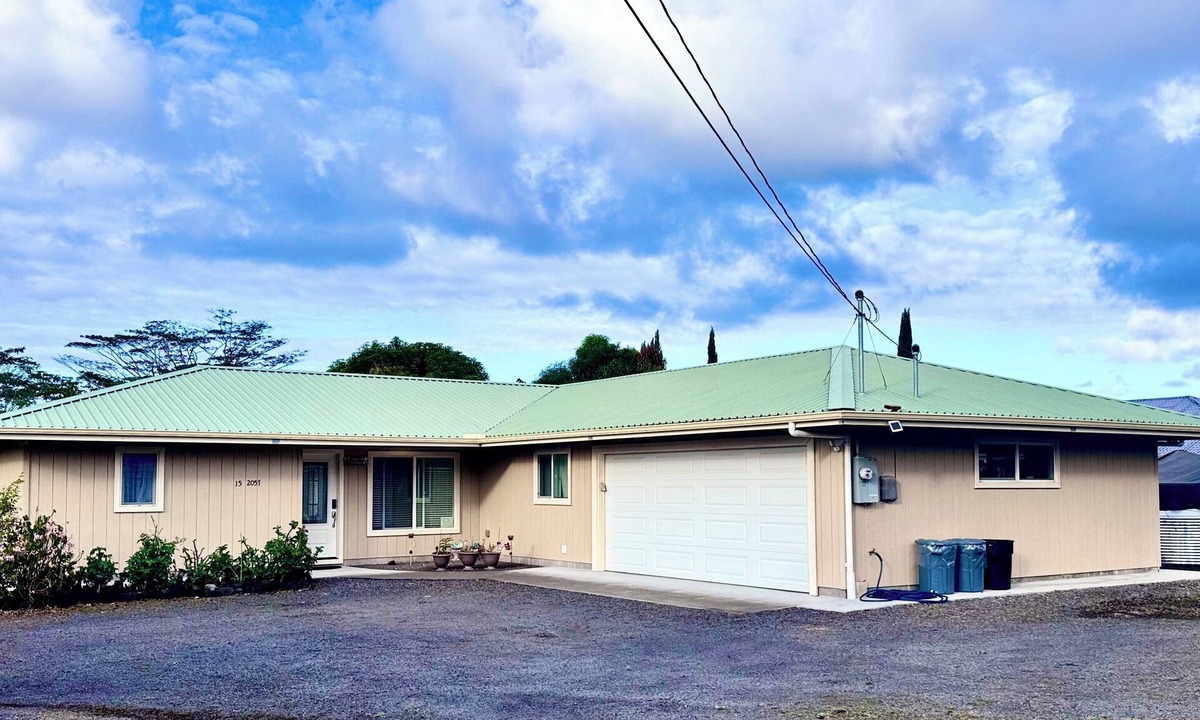 Keaau House | 3BR 2BA Home + Own Private Tropical Orchard!