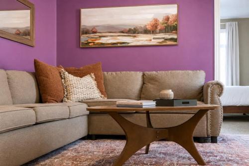 Manayunk Apartment | 4 Beds Sleeps 6 Manayunk Apt Walkable to Main St Trails River