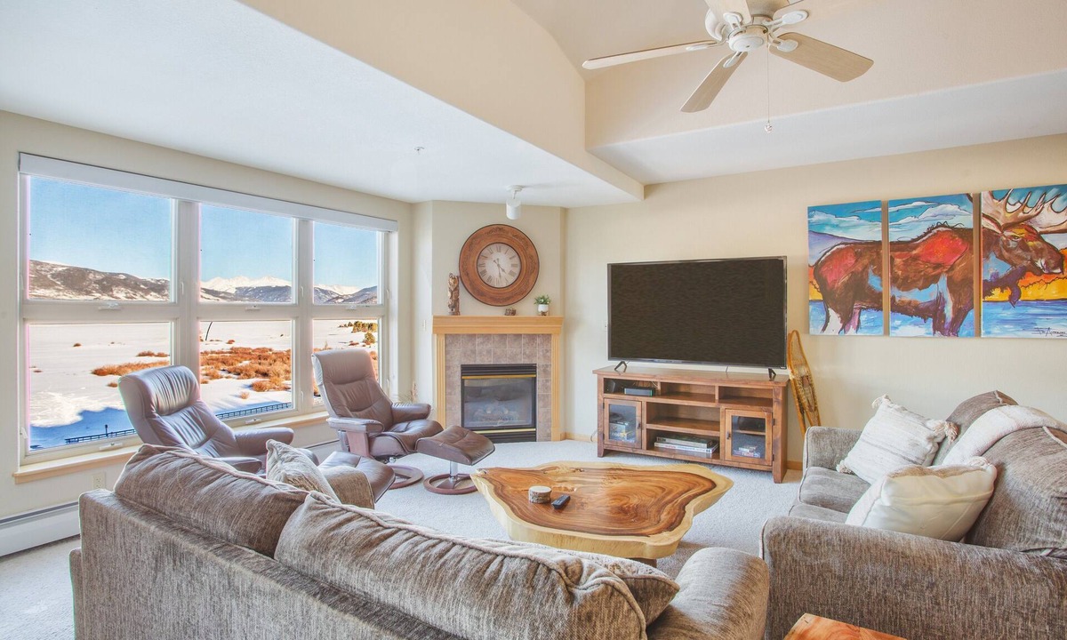 Frisco Condo | Amazing Mountain and Lake Views from this Unique Penthouse Condo