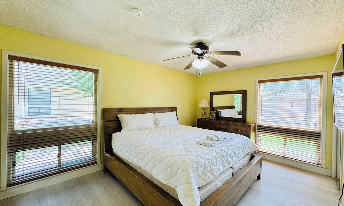 Little River Apartment | Awesome 1st floor, 2BR apartment at Bay Tree
