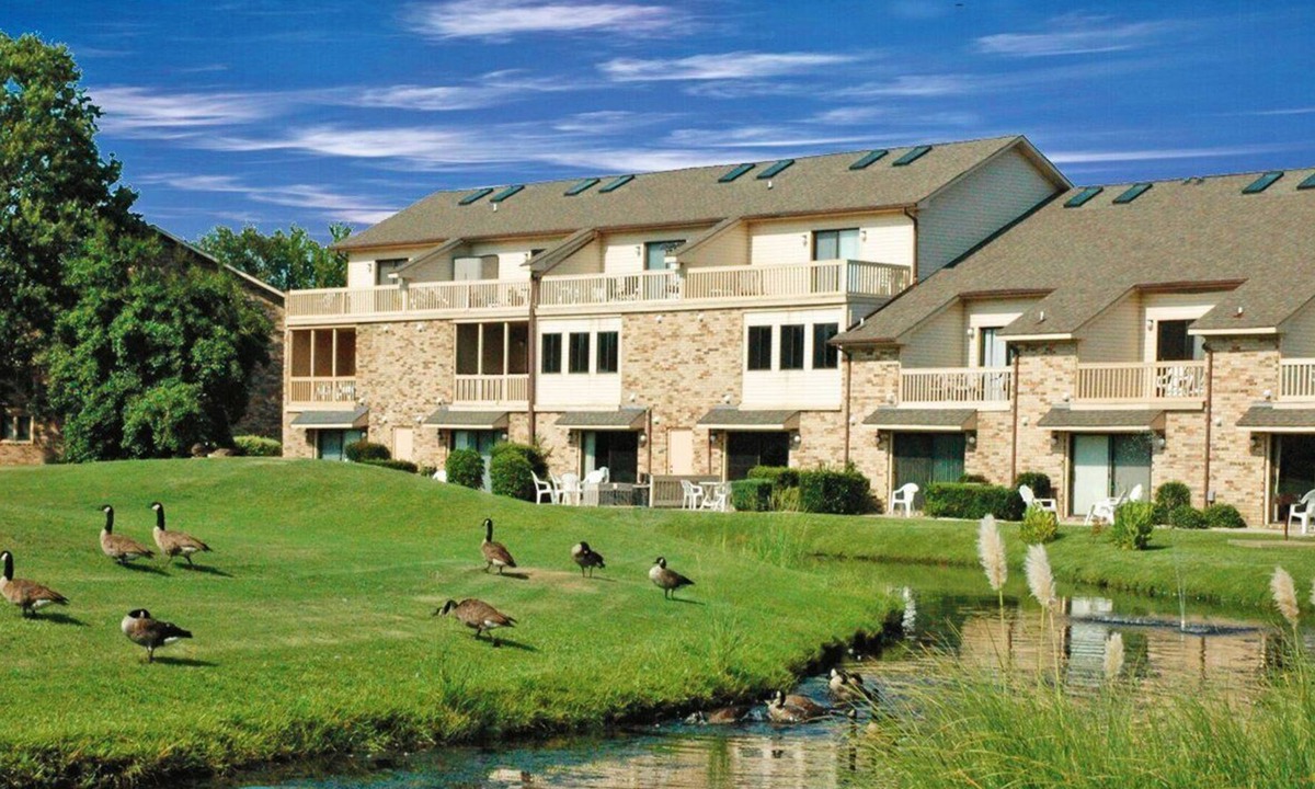 Surfside Beach Apartment | Beautiful 1 bedroom unit at resort, sleeps 4
