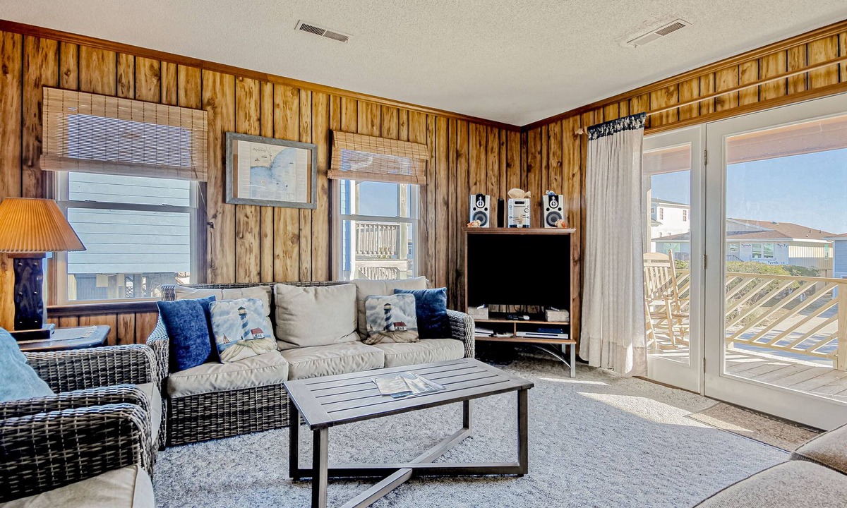Holden Beach House | Beautiful Home Close to Beach w/Free WiFi, Central AC, Private W/D, Water Views