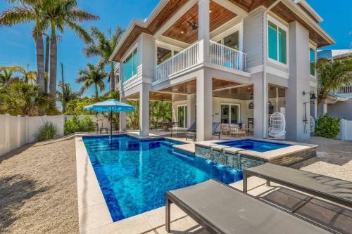 Anna Maria House | Bikini Bottom - 302 Spring Ave