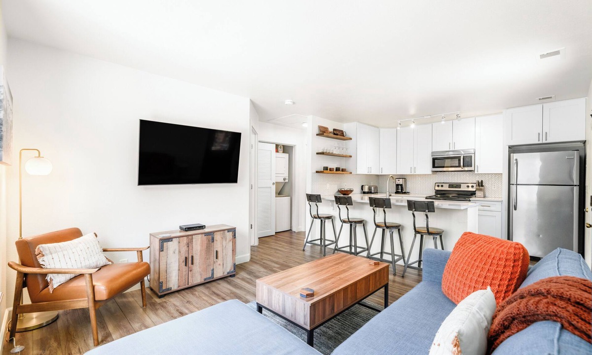 Warrior's Mark Condo | Bright 1 Bedroom, Close to Downtown & Peak 9
