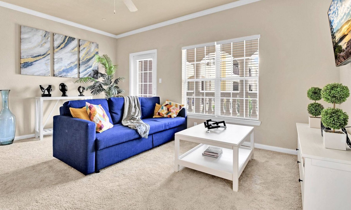 Port Tampa City Apartment | Bright stylish 2 BD unit / Ideal for long stays