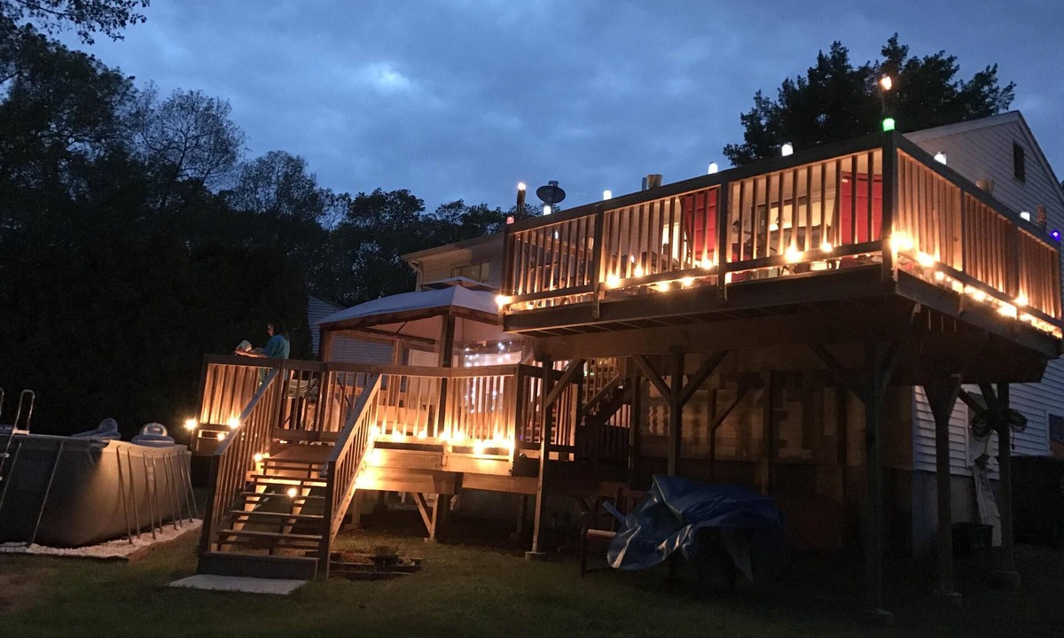 Montville House | Casino Wine Down House
