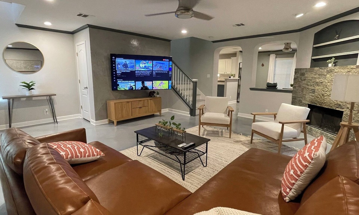 North San Antonio - SAT House | Centrally Located 4-Bed Getaway with 2.5 Baths