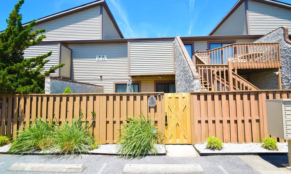 North Ocean City Condo | Club Ocean Villas II 88-Bayside 120th St, WIFI, W/D, AC