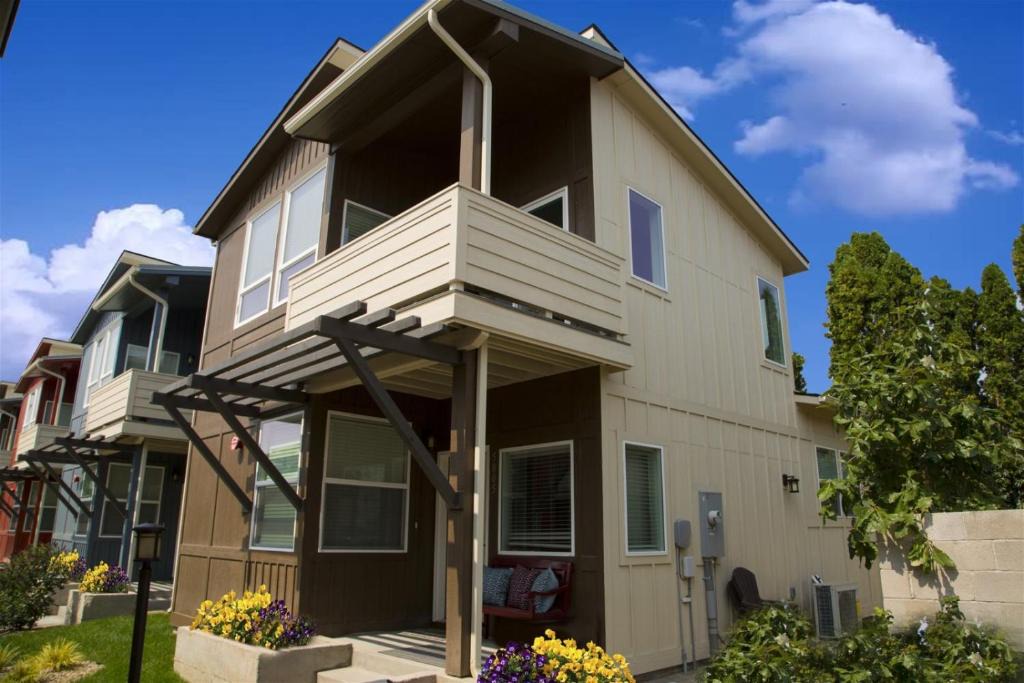 Boise Villa | Coffey Villas - 5805