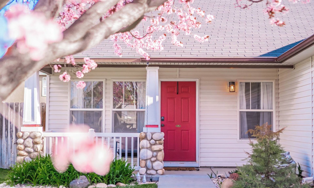 Caldwell House | Comfort and Luxury Family Home