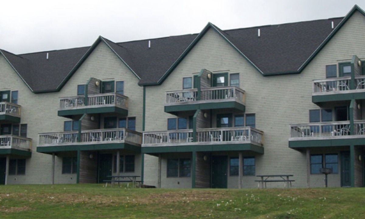 Southwest Harbor House | Comfortable Townhome on the "Quiet Side of the Island"
