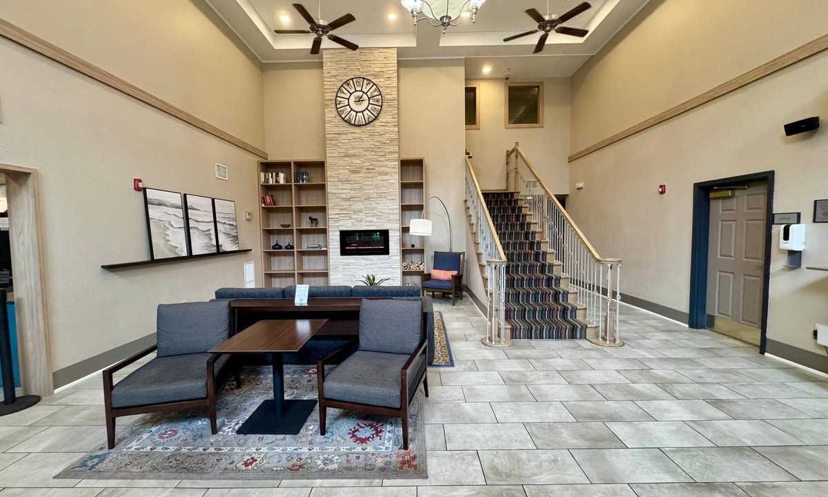 Port Charlotte - Charlotte Harbor Hotel | Country Inn & Suites by Radisson, Port Charlotte, FL