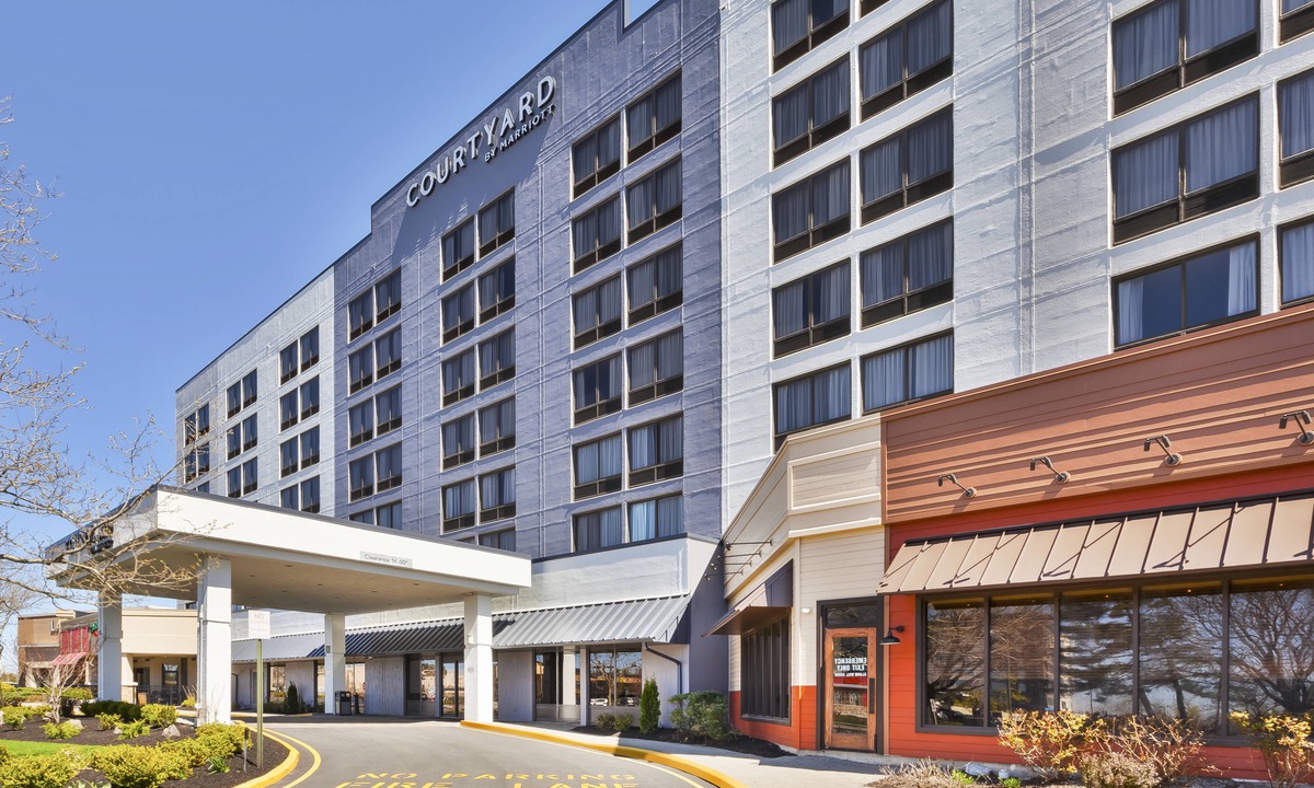 Secaucus Hotel | Courtyard by Marriott Secaucus Meadowlands