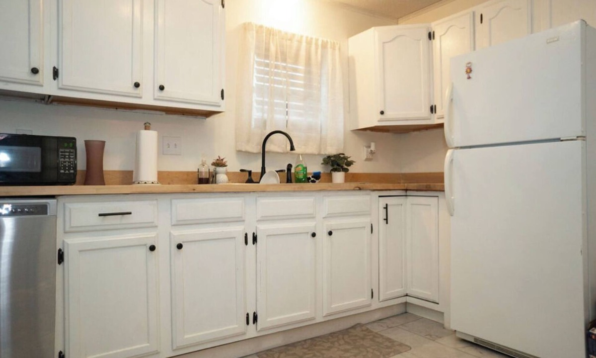 Westerly Apartment | Cozy 2 Bed 1 Bath Near Downtown & Beaches