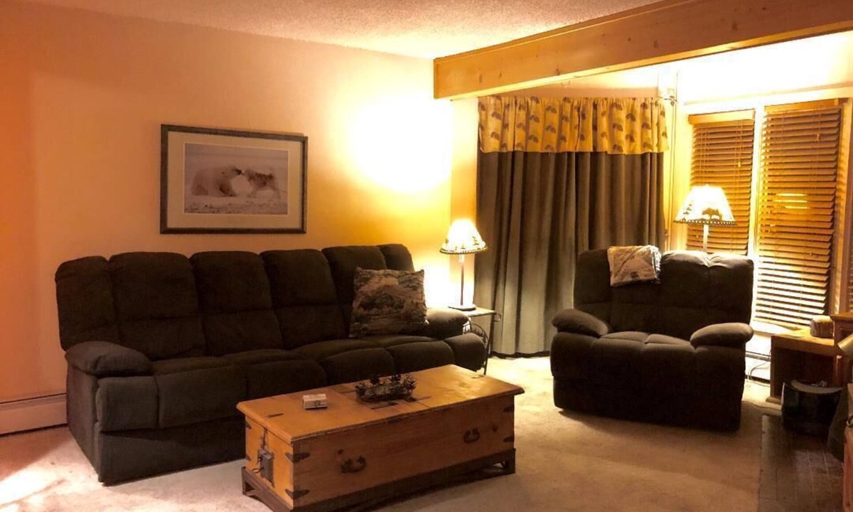 Peak 8 Condo | Cozy Ski Condo at Peak Eight