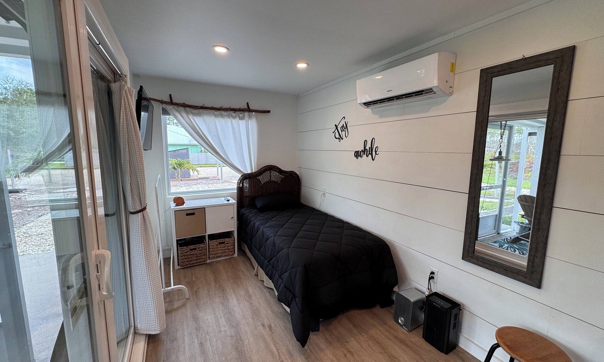 Port Charlotte Apartment | Cozy Tiny Home Studio - Myakka Forest