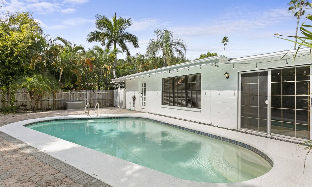 Davis Islands House | Davis Islands Oasis | 3BR Beachy Retreat w/Pool