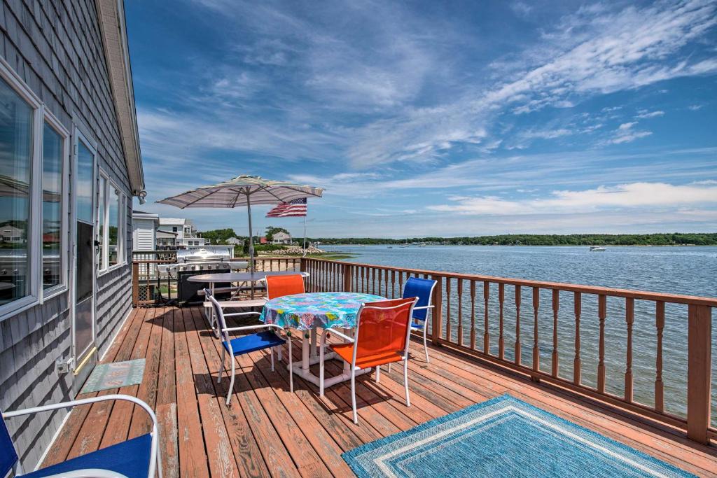 Wareham Center House | Deck & Beach Access: Waterfront Cape Cod Cottage