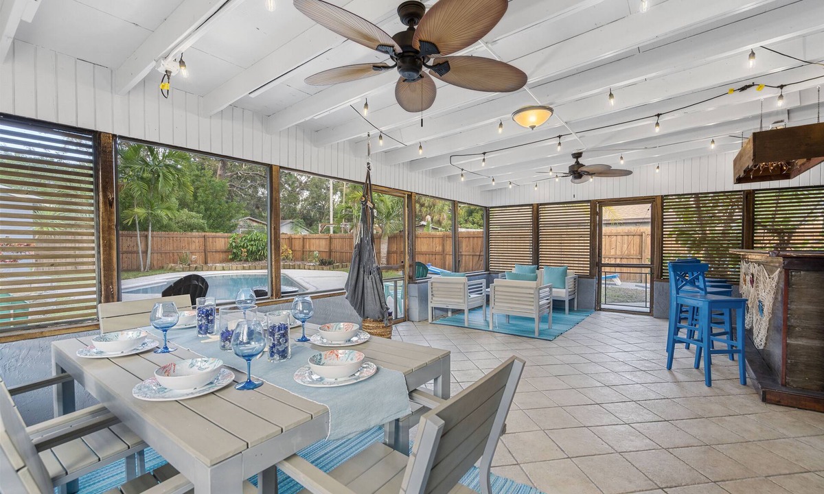 Anona House | ENTIRE Home, POOL, LANAI/PORCH, Private BAR, MINUTES to Beach, FULLY STOCKED!