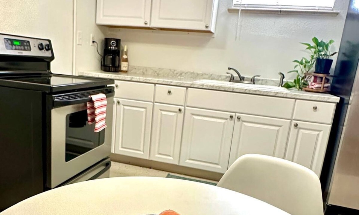 Barths Apartment | Fabulous 1-bedroom apartment in Wheat Ridge perfect for your stay