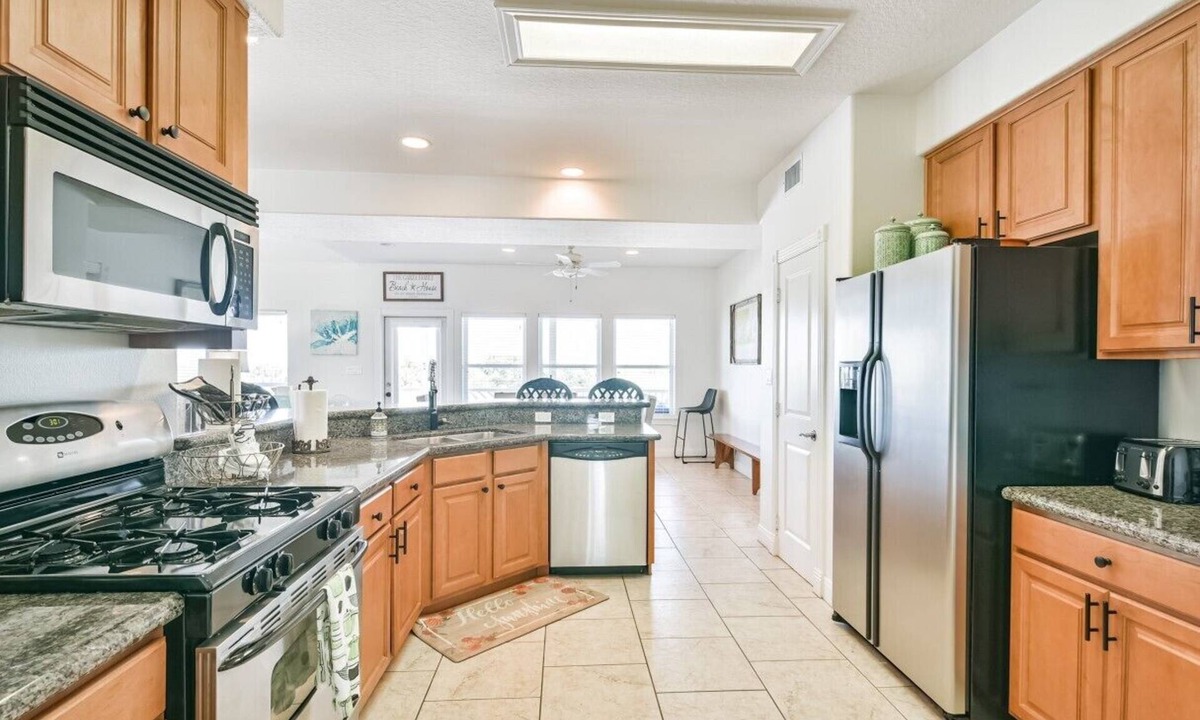 Spanish Grant House | Fishermans Paradise and Beach Dreams