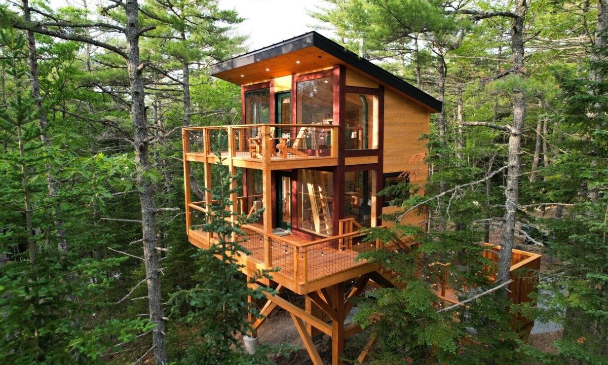 Ellsworth Cabin | Forest Views | Private Hot Tub | Alder Treehouse