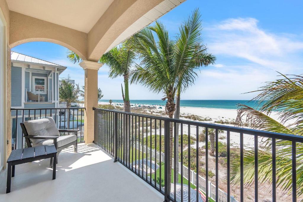 Treasure Island House | Hidden Treasure Beach House