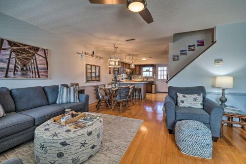 Holden Beach House | Holden Beach Vacation Rental: Short Path to Beach!
