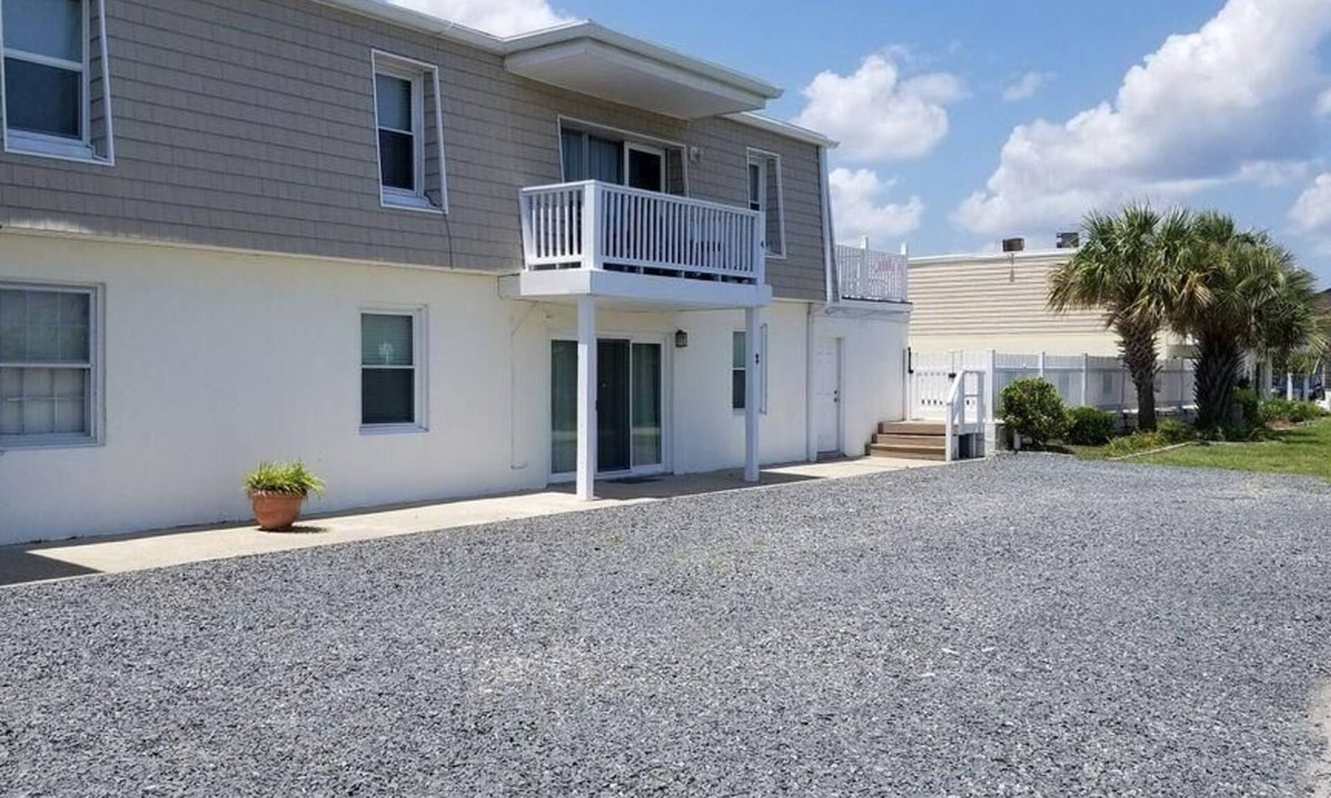 Holden Beach Condo | Holden Memories - Great Condo Directly Across the Street from the Ocean!