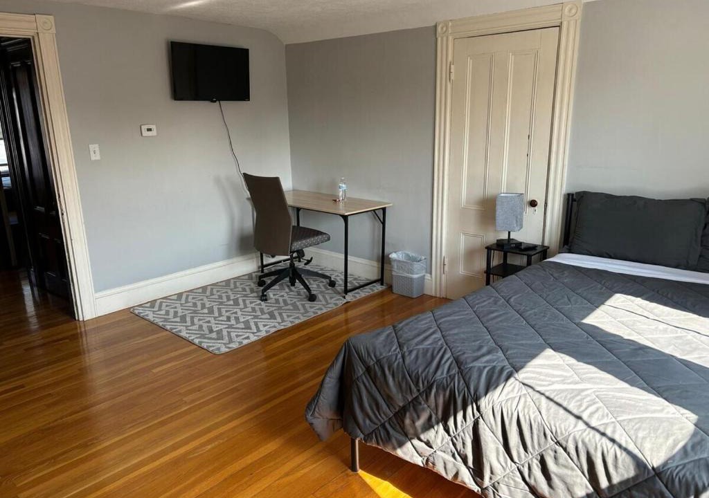 Dorchester Bed & Breakfast | HomeStay in Harvest Street