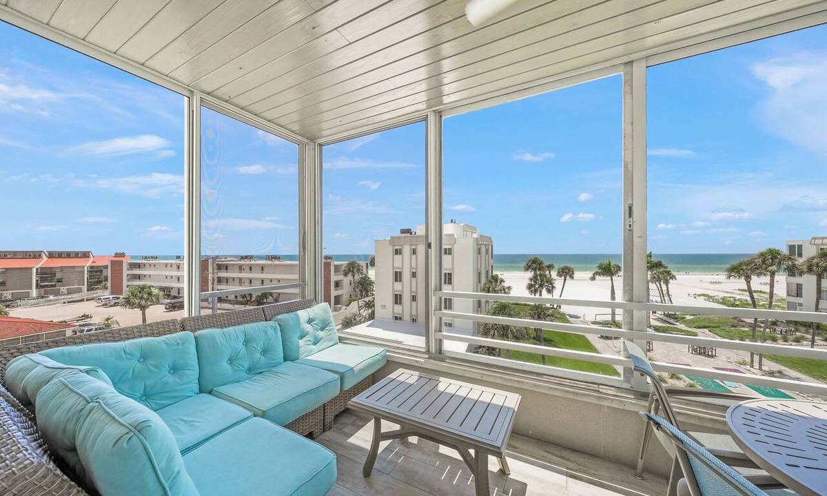 Siesta Key Apartment | Island House Beach Resort 15S