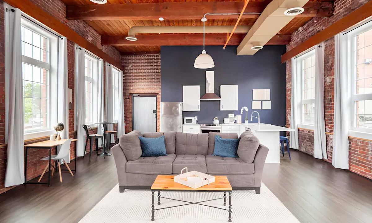 College Hill Apartment | Jennifer’s Historic Penthouse Loft | City Views