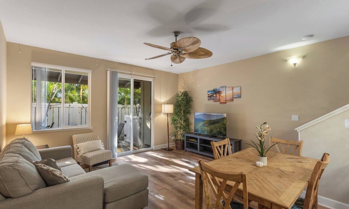 Kapolei Villa | Ko Olina Townhome - Garage, W/D, Amenities