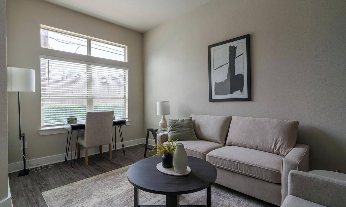 Nassau Bay Apartment | Landing | Amazing 1BD, Gym, Clubhouse