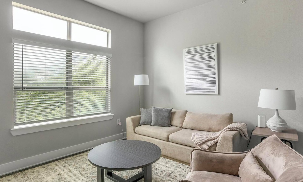 Nassau Bay Apartment | Landing | Chic 1BD, Yoga Studio, Clubhouse