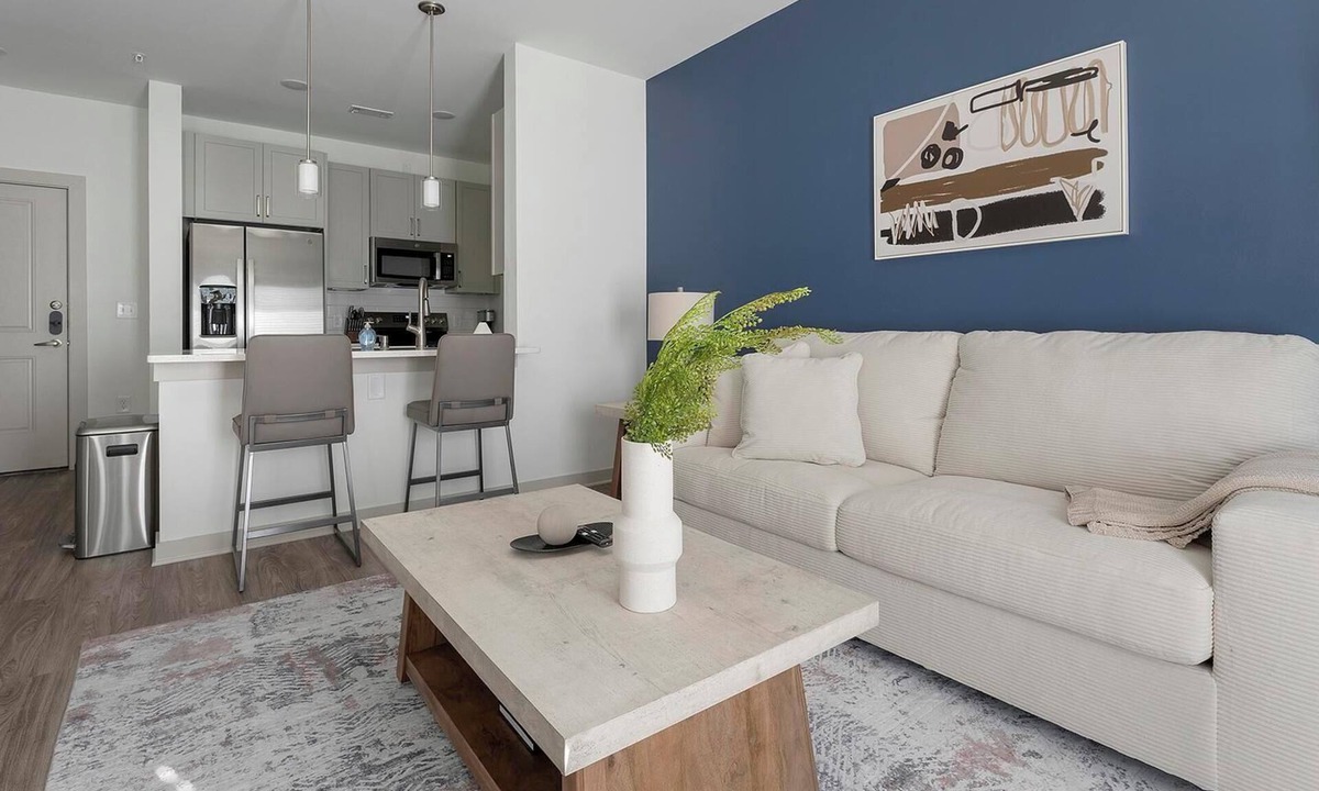 Longs Apartment | Landing | Stunning 1BD, Pool, Gym