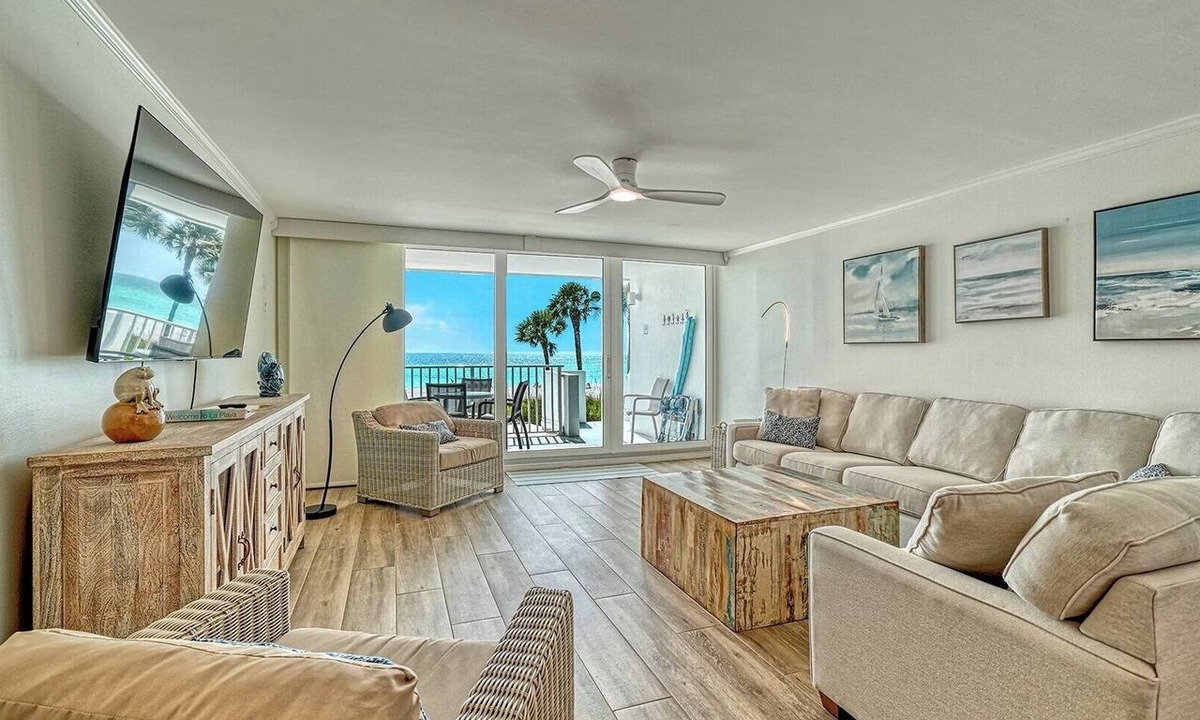 Longboat Key Apartment | LaPlaya 205D! Spectacular views!