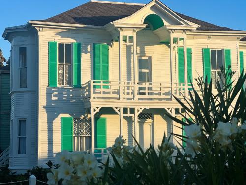 Galveston Hotel | Lotus Galveston