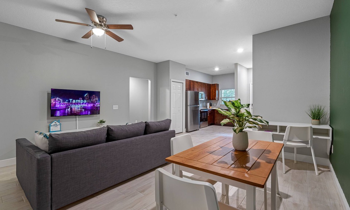 Tampa Condo | Lovely newly built condo centrally located in TPA