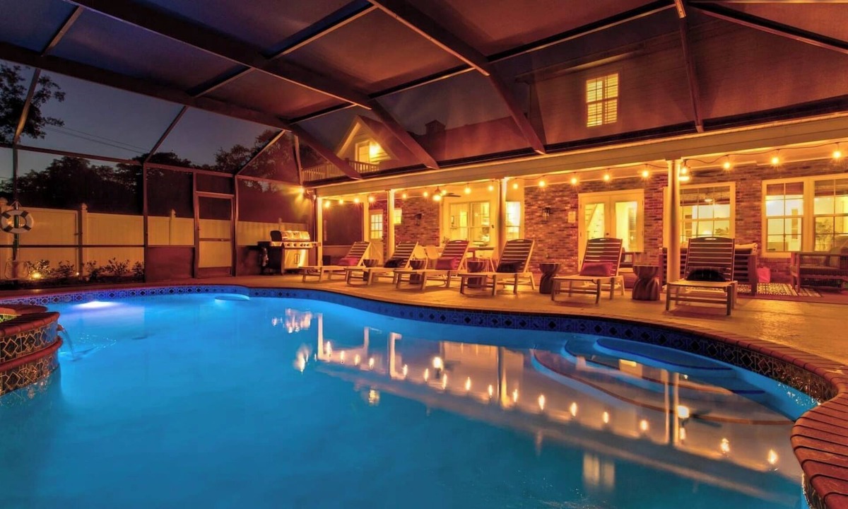West Bradenton House | Lux Vacay Near AMI & IMG: PCKL Ball, Pool, Put Put