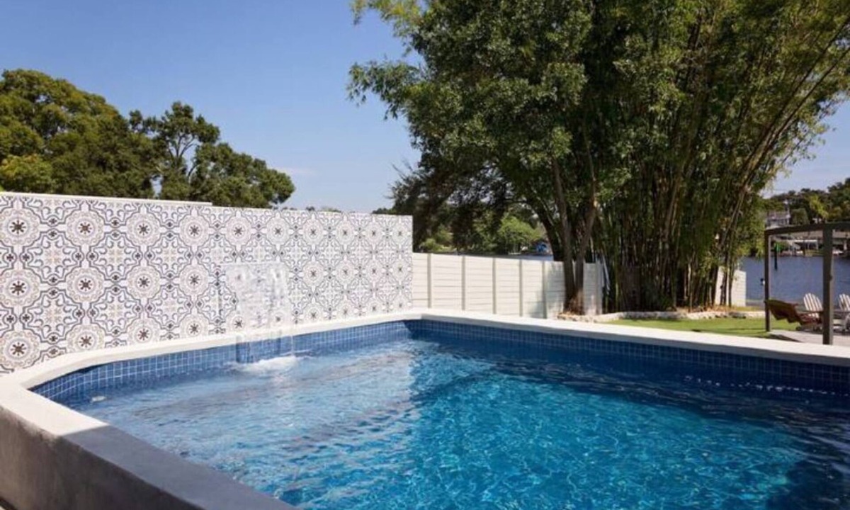 Tampa Heights House | Luxurious "Riverfront Oasis" - Waterfront w/pool