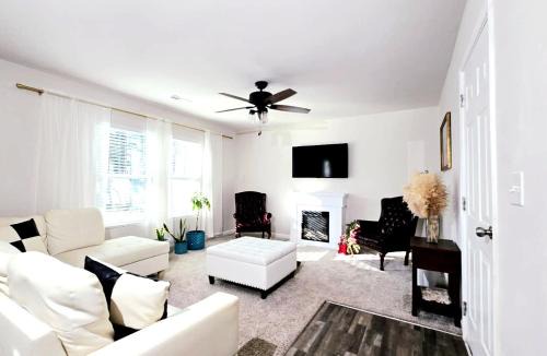 Sunset Beach Villa | Luxury Beach and Golf Villa in Prime Location