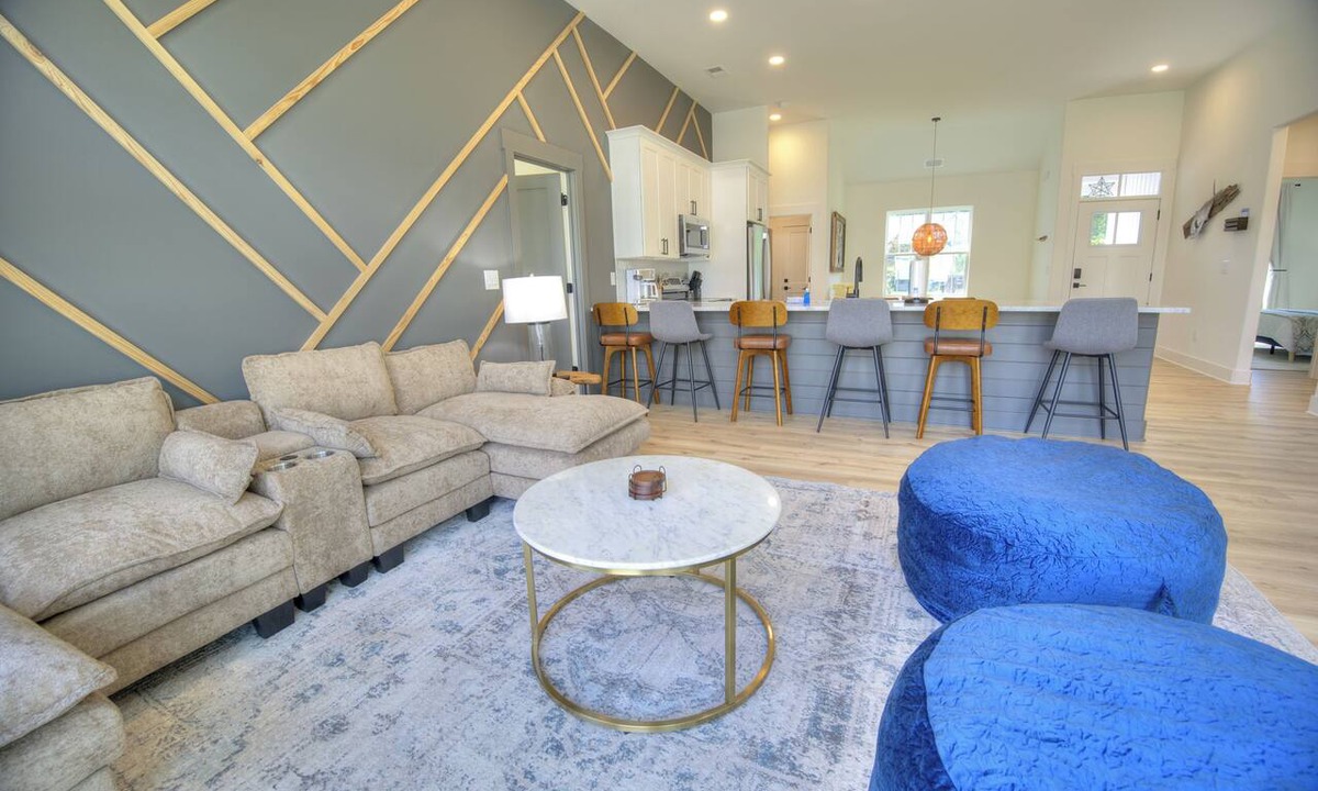 Little River House | Luxury Home w/Putting Green Near Beach