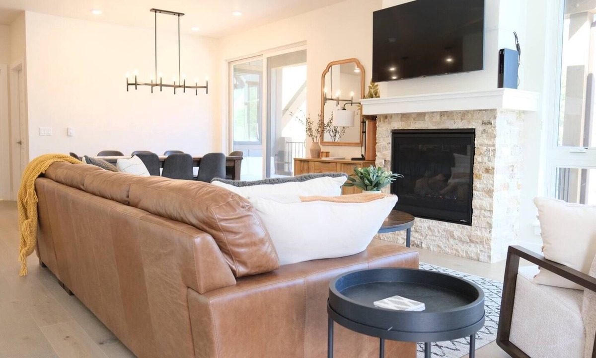Lakeside Village Condo | Luxury Keystone Condo with Mountain Views