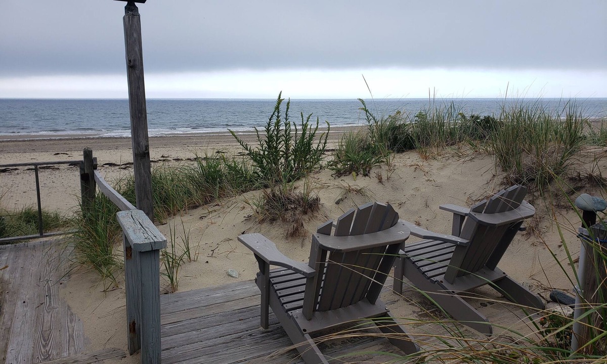 Sagamore Beach House | Martini Beach House with direct beachfront.