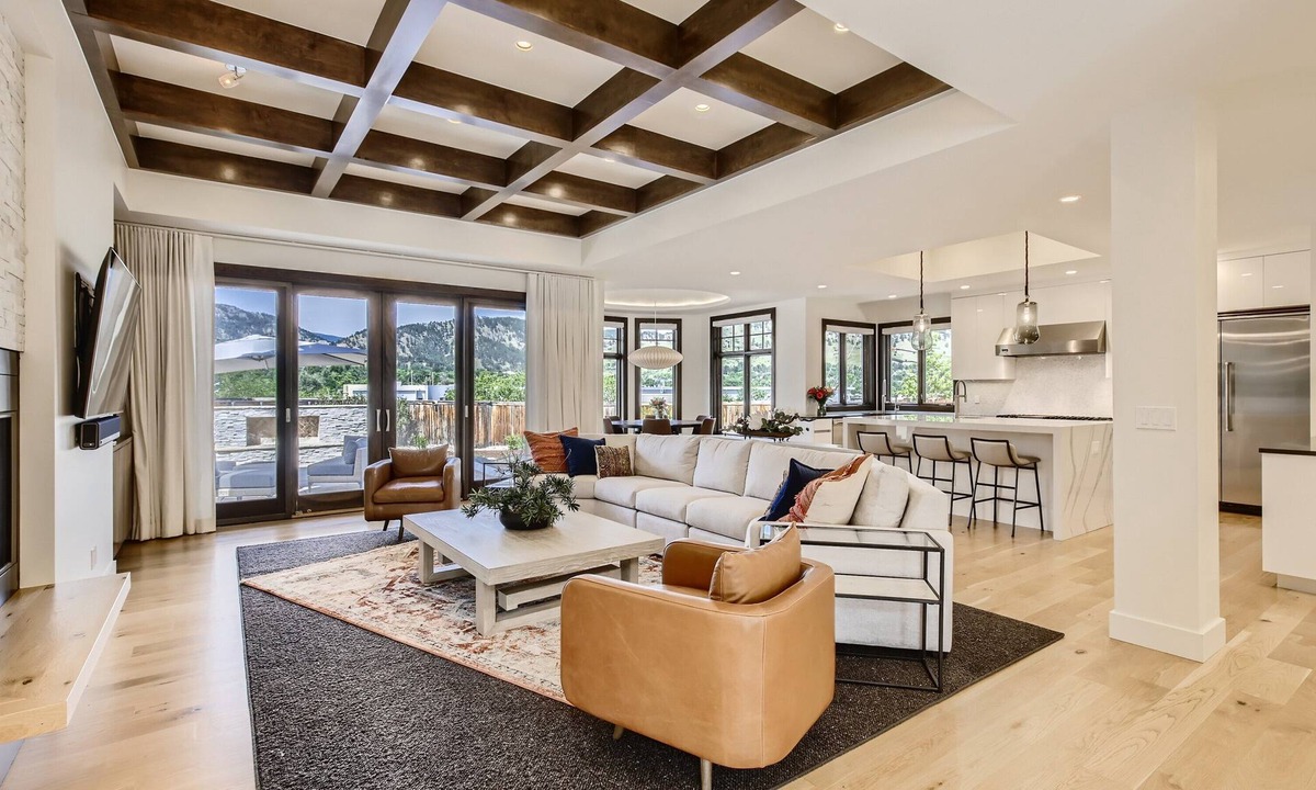 Central Boulder House | Modern Gem, Steps to Downtown & Pearl St Mall